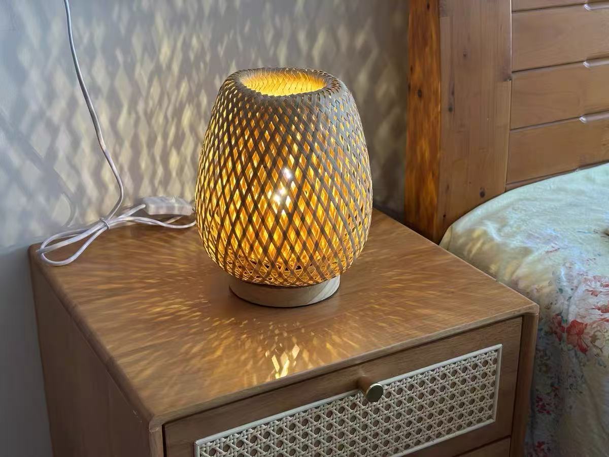 Lampioo Rattan Table Lamp for Ambient Lighting